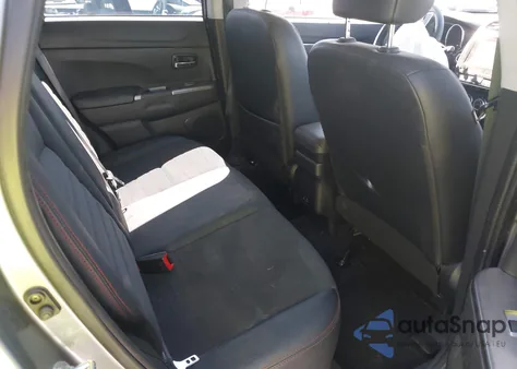 2024 Mitsubishi Outlander Sport 2.0 Se Awc из США, поврежденный, VIN JA4ARUAU0RU010904